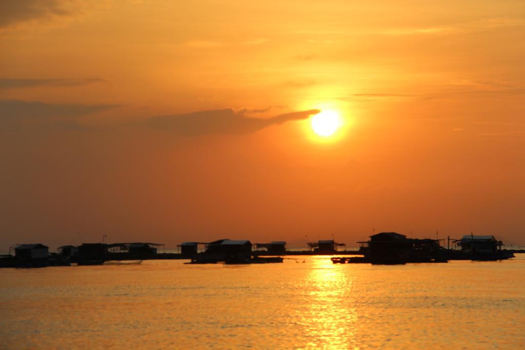 River Hotel Ha Tien Dış mekan fotoğraf